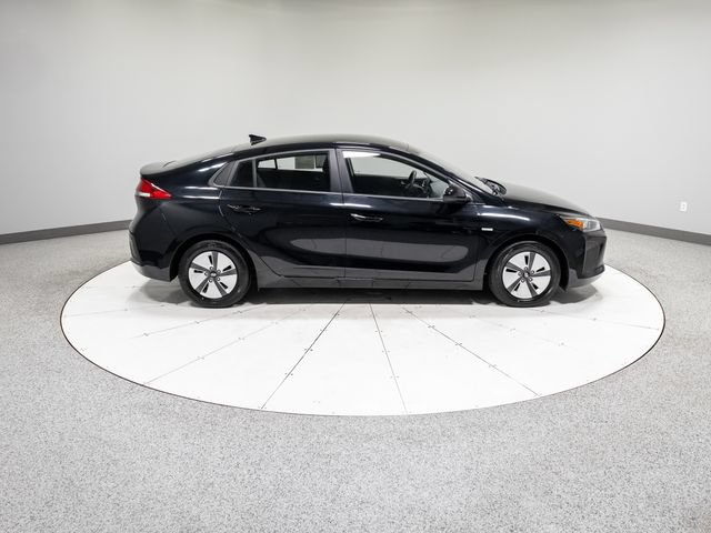 Used 2018 Hyundai Ioniq Blue FWD image 4