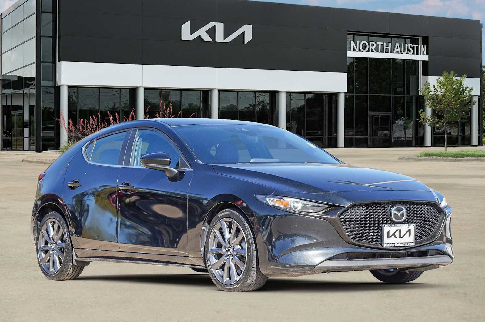 Used 2021 MAZDA MAZDA3 s image 8