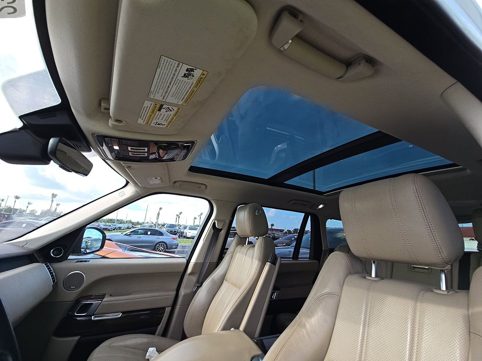 Used 2017 Land Rover Range Rover Long Wheelbase Supercharged image 10