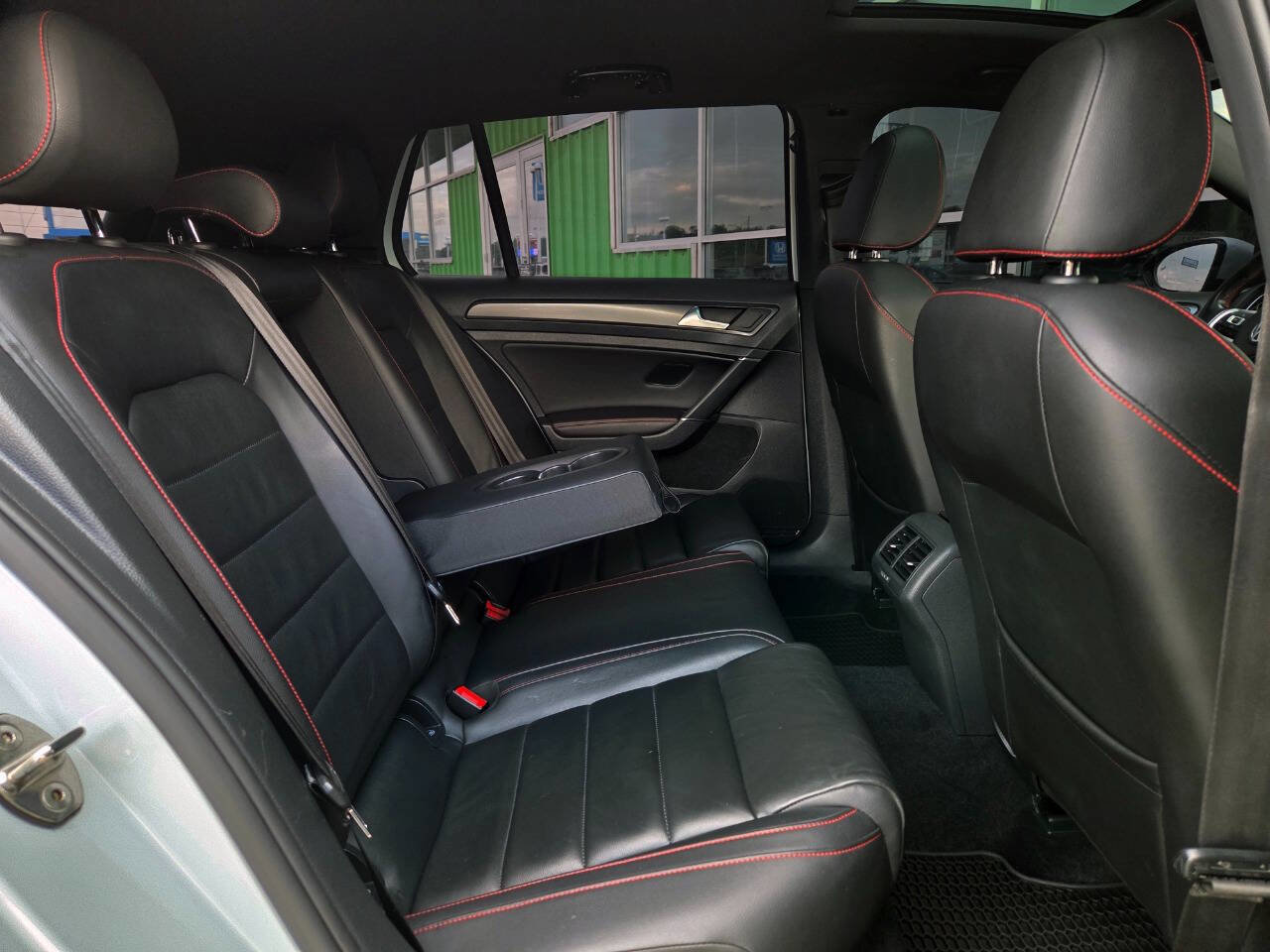 Used 2018 Volkswagen GTI Autobahn image 16