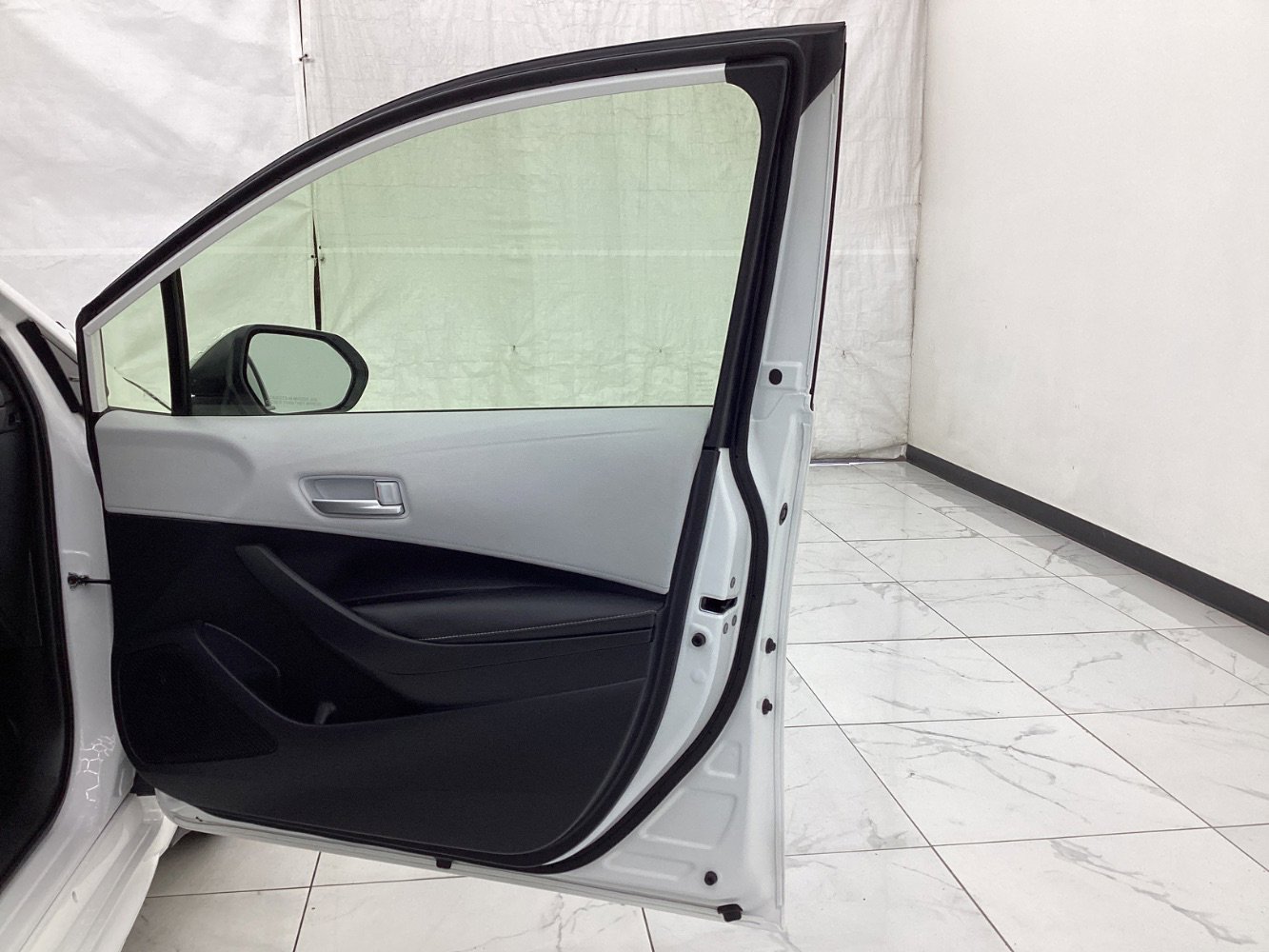 Used 2023 Toyota Corolla SE FWD image 19