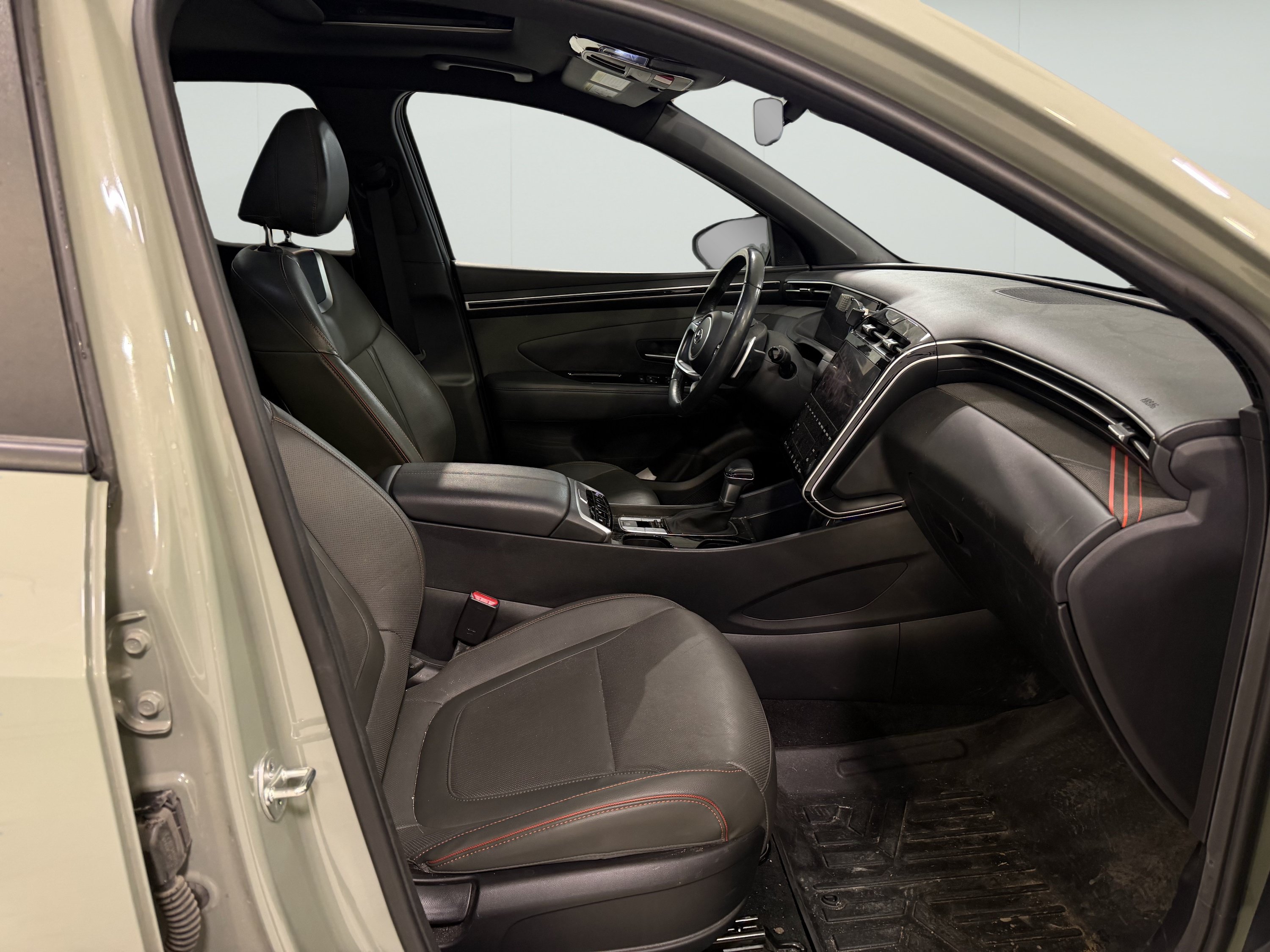 Used 2022 Hyundai Santa Cruz Limited w/ Launch Package AWD/4WD image 13