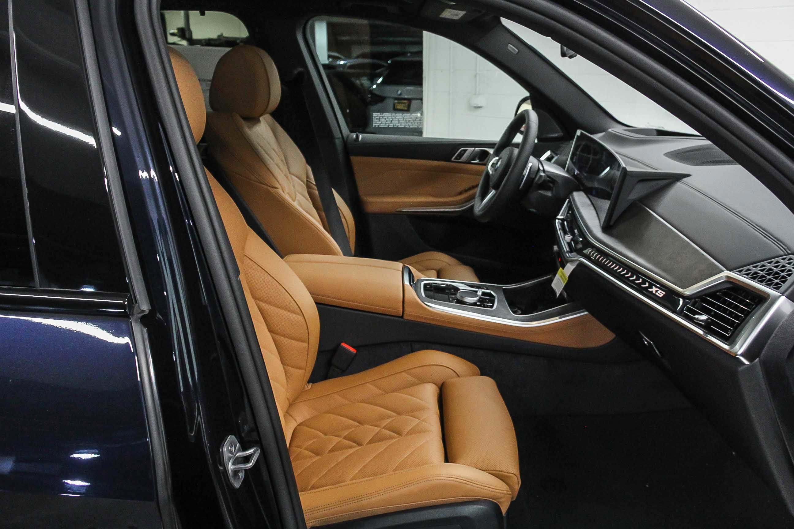 New 2026 BMW X5 sDrive40i w/ M Sport Package RWD image 18