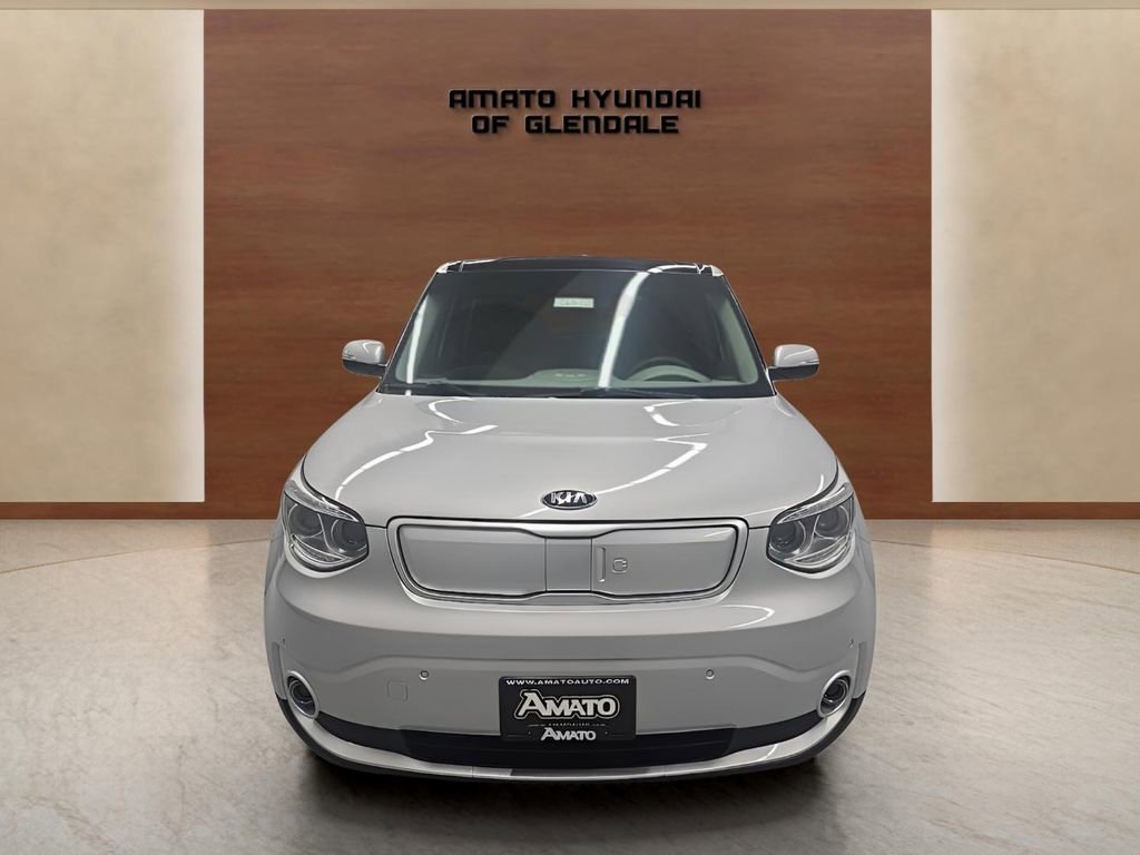 Used 2017 Kia Soul EV + w/ Sun & Fun Package image 9