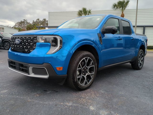 Used 2025 Ford Maverick Lariat image 9