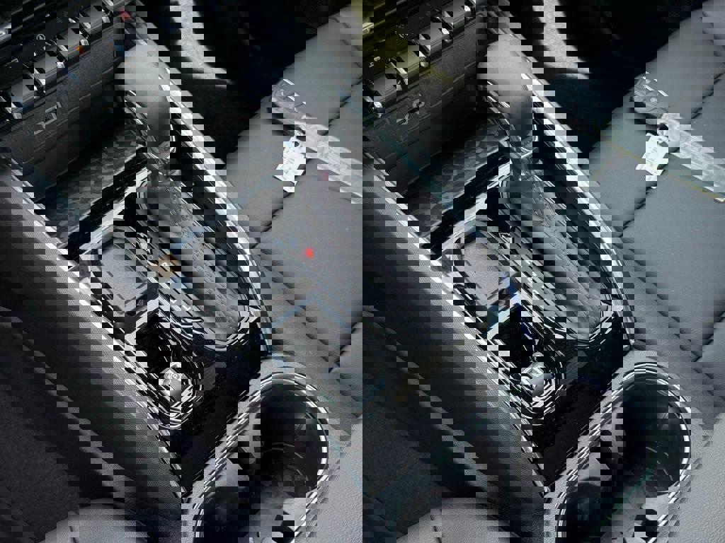 New 2026 GMC Canyon Elevation w/ Convenience Package image 32