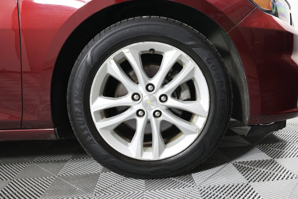 Used 2016 Chevrolet Malibu LT FWD image 6