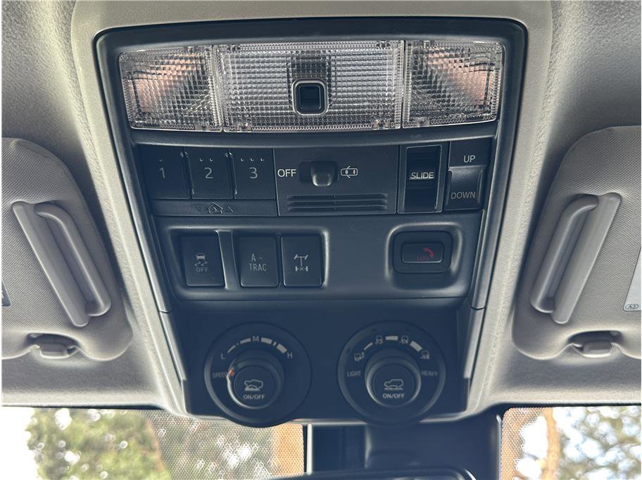 Used 2022 Toyota 4Runner TRD Off-Road Premium w/ Moonroof Package image 27