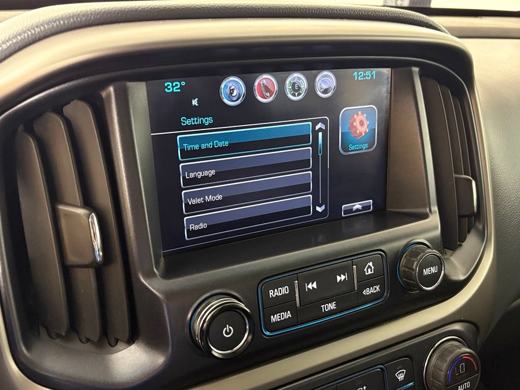 Used 2016 Chevrolet Colorado Z71 AWD/4WD image 27