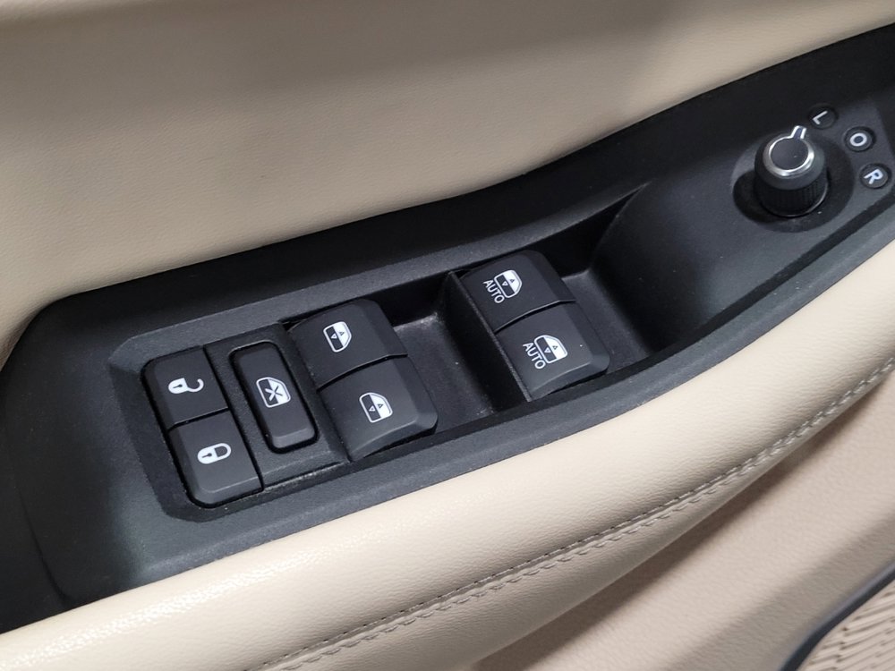 Used 2021 Jeep Grand Cherokee L Limited image 27