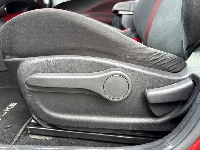 Used 2013 Nissan Juke SV AWD/4WD image 12