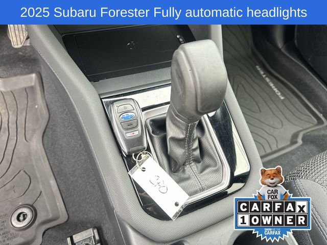Used 2025 Subaru Forester Premium image 30