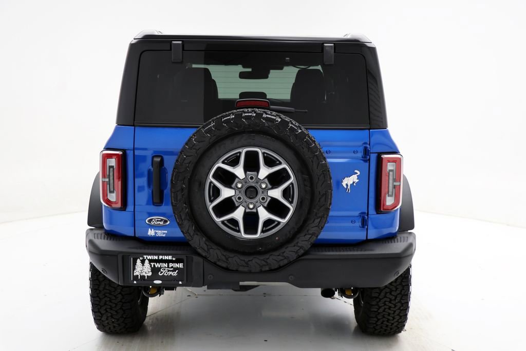 Used 2025 Ford Bronco Badlands image 7