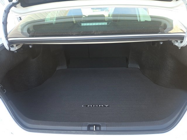 Used 2026 Toyota Camry SE FWD image 28