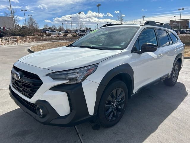 Used 2025 Subaru Outback Onyx Edition image 3