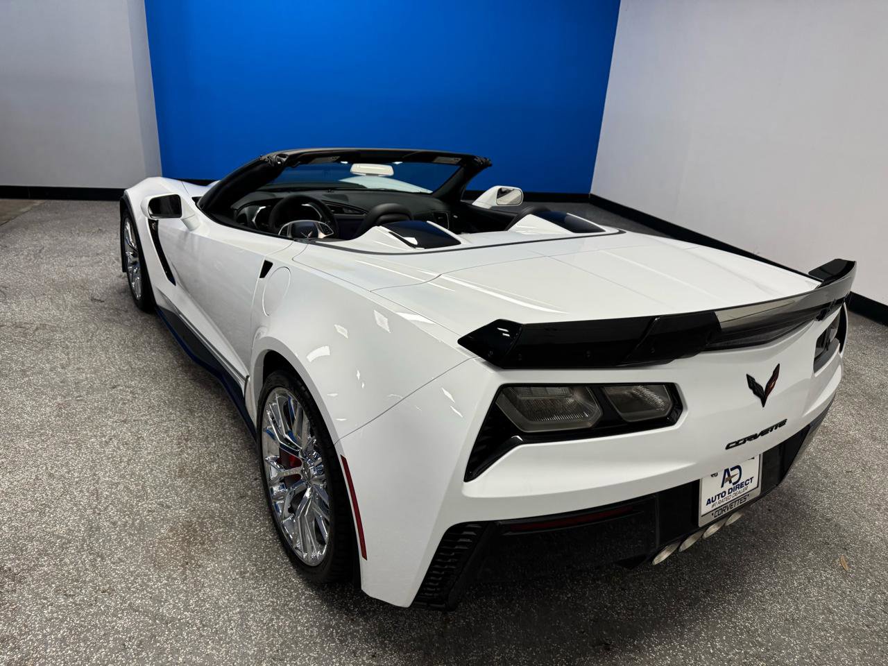 Used 2018 Chevrolet Corvette Z06 w/ Z07 Performance Package image 13