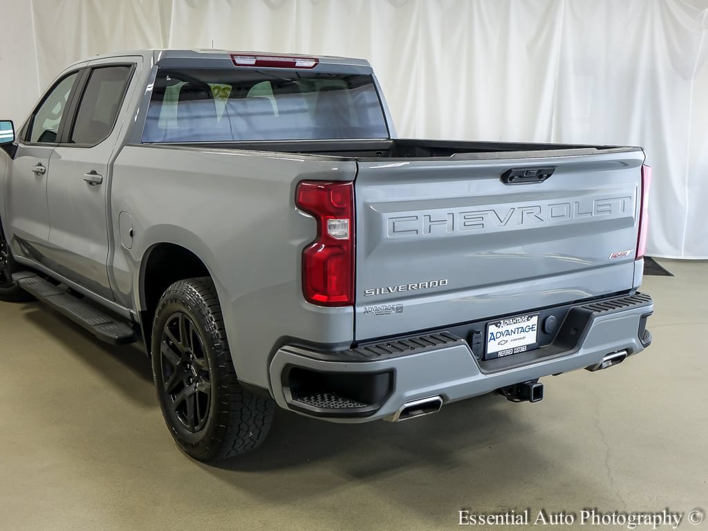 Used 2024 Chevrolet Silverado 1500 RST w/ Z71 Off-Road Package AWD/4WD image 7