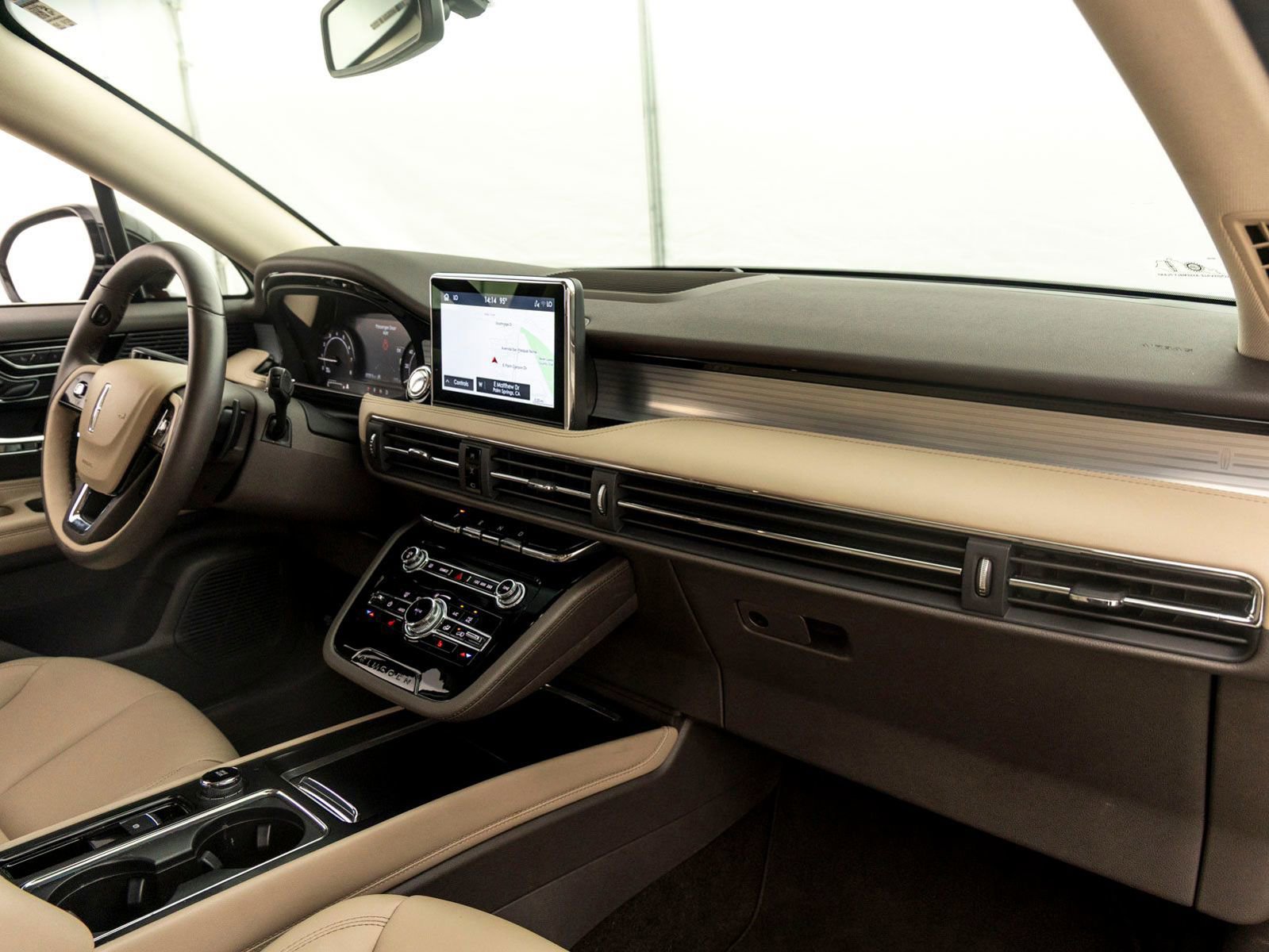 Used 2021 Lincoln Corsair FWD w/ Convenience Package image 28