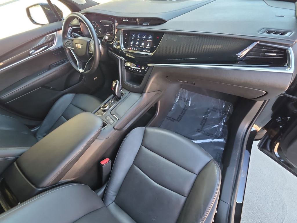 Certified 2024 Cadillac XT6 Sport w/ Technology Package image 30