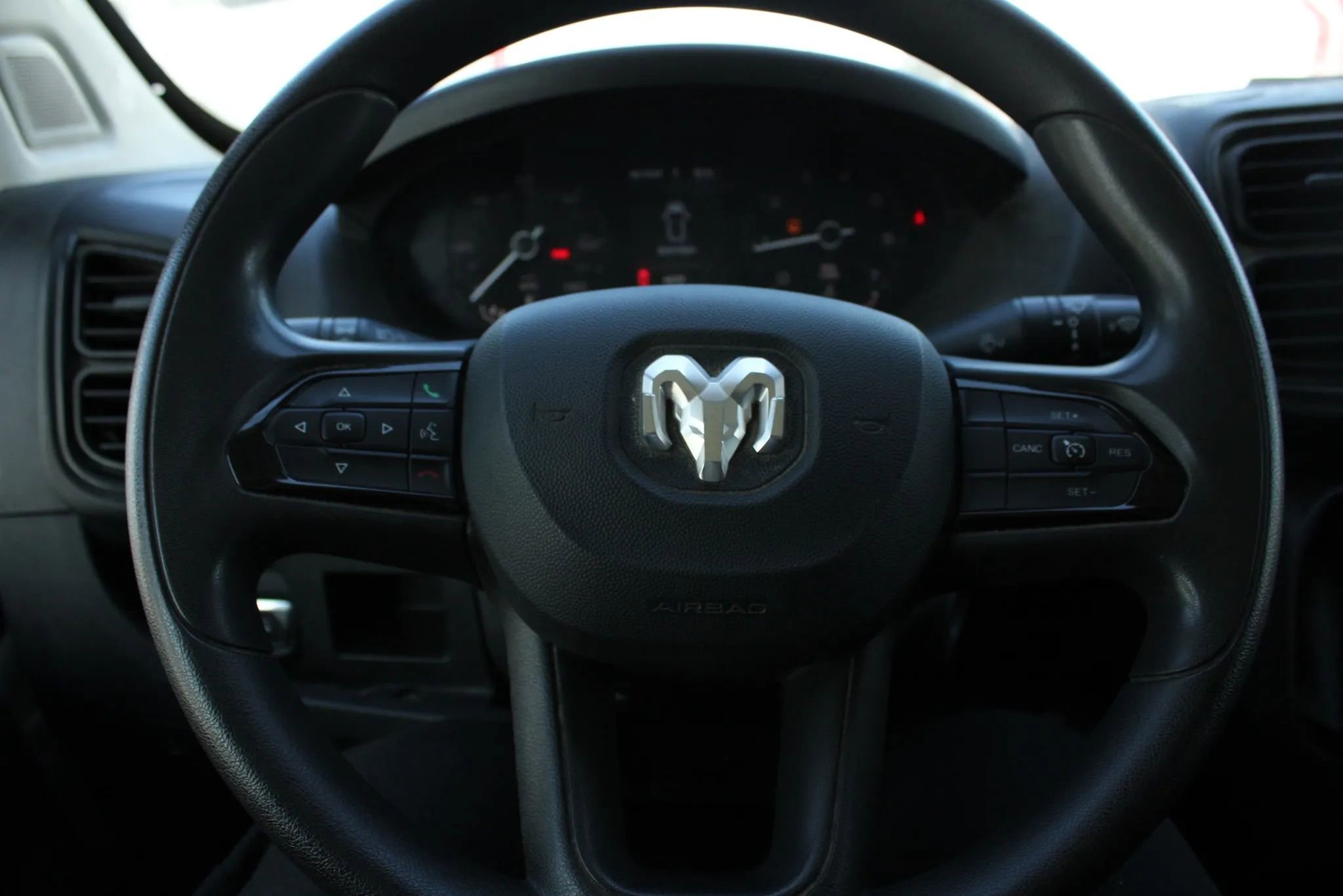 Used 2023 RAM ProMaster 2500 image 29