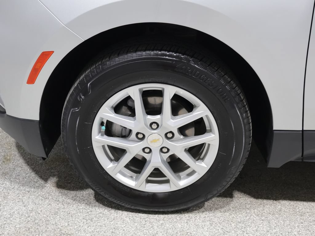 Used 2022 Chevrolet Equinox LT AWD/4WD image 9