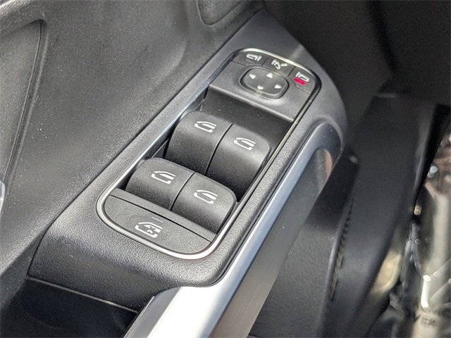 Used 2025 Mercedes-Benz EQB 250+ image 29