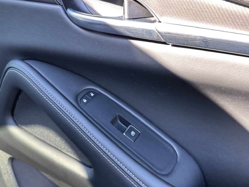 Used 2023 INFINITI QX60 Luxe w/ Cargo Package FWD image 18