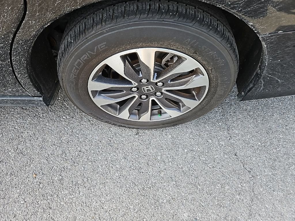 Used 2024 Honda Odyssey EX-L image 12