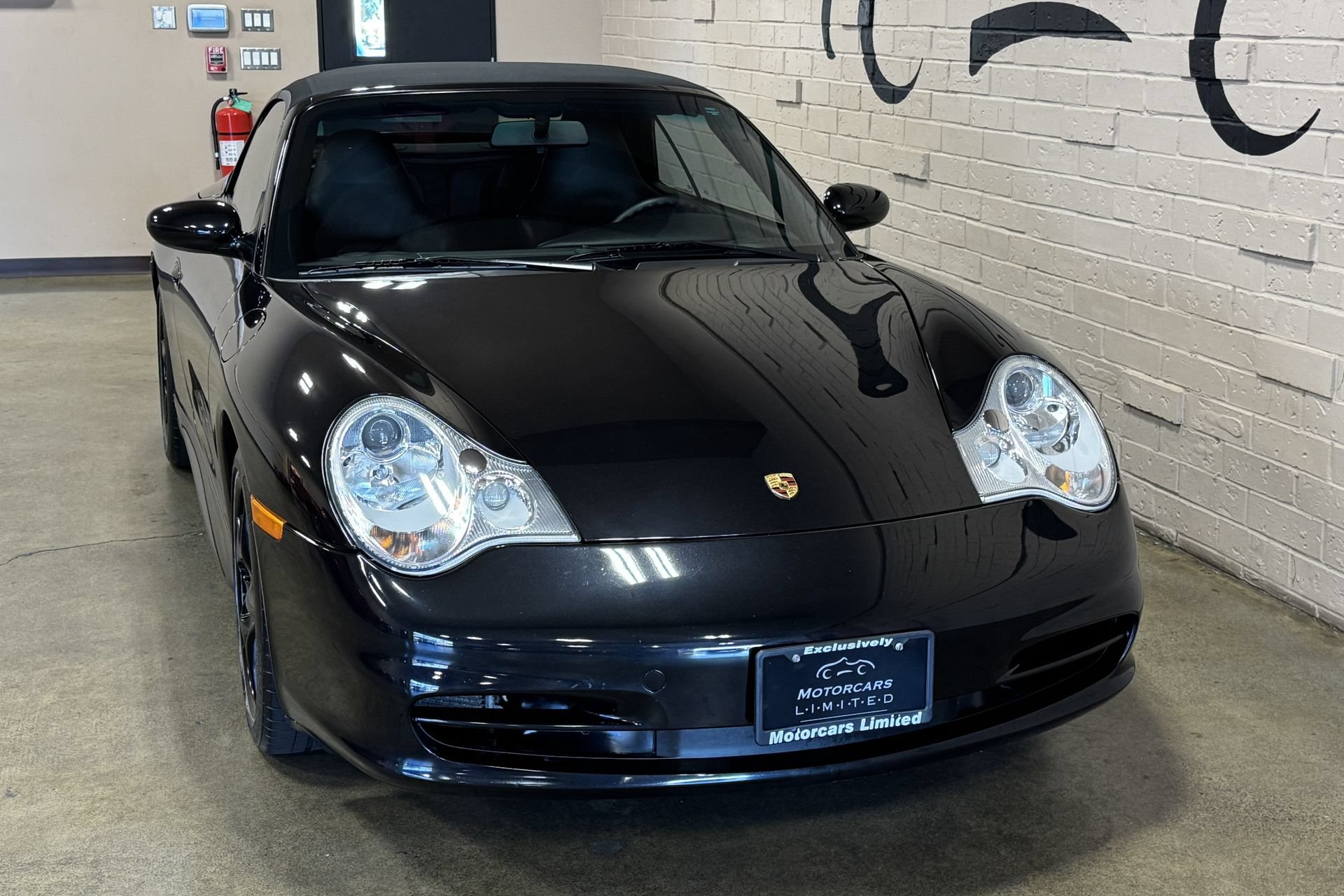 Used 2003 Porsche 911 Carrera 4 AWD/4WD image 17