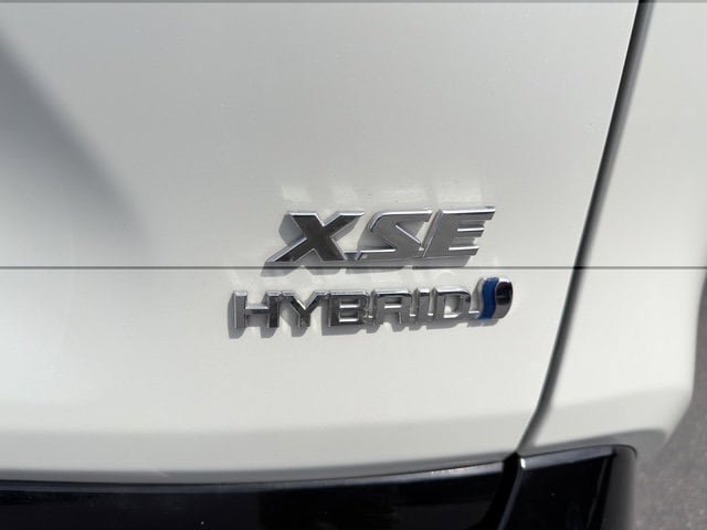 Used 2021 Toyota RAV4 XSE AWD/4WD image 35