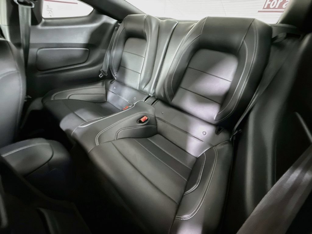 Used 2018 Ford Mustang GT Premium w/ Equipment Group 401A RWD image 27