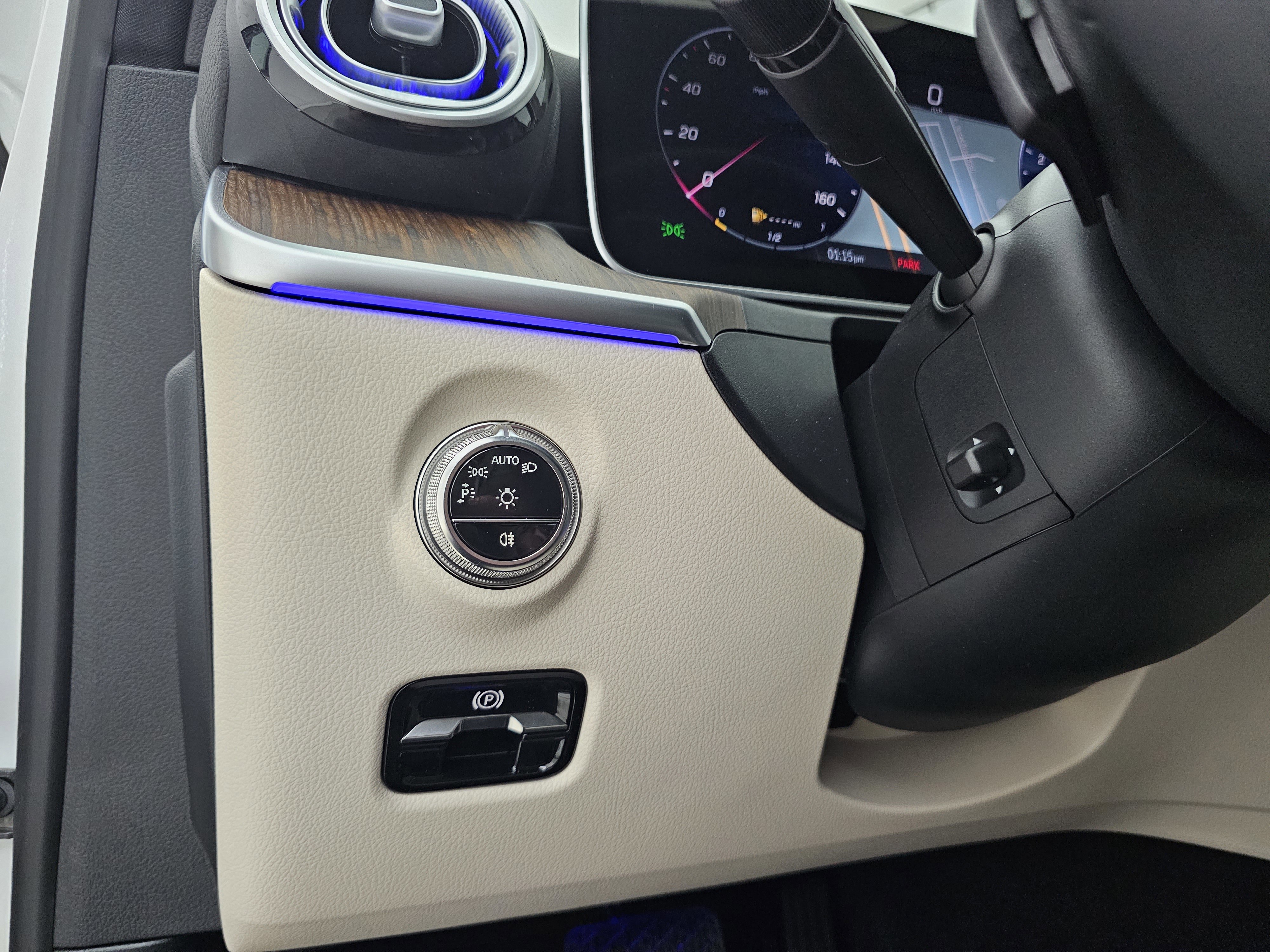 New 2026 Mercedes-Benz C 300 4MATIC Sedan image 8