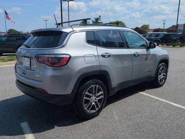 Used 2019 Jeep Compass Latitude w/ Popular Equipment Group FWD image 4