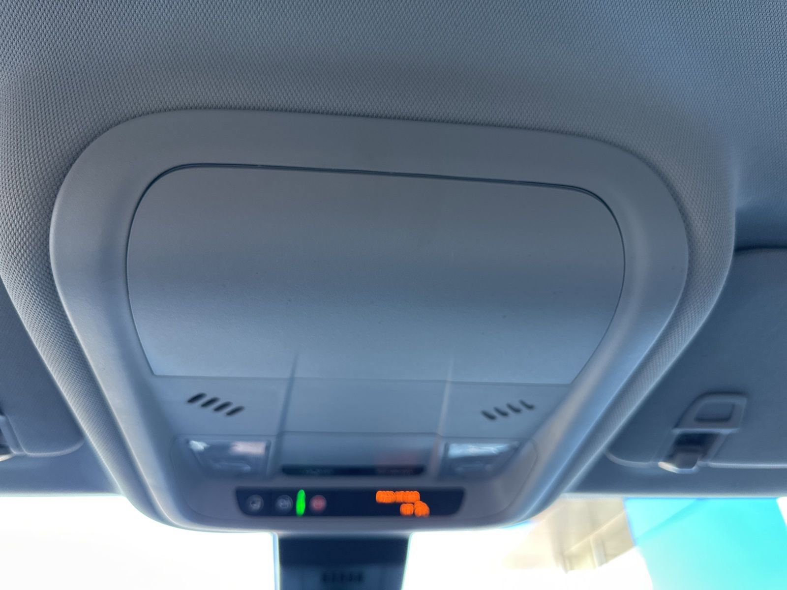 Used 2021 Chevrolet Equinox LS w/ LS Convenience Package image 35