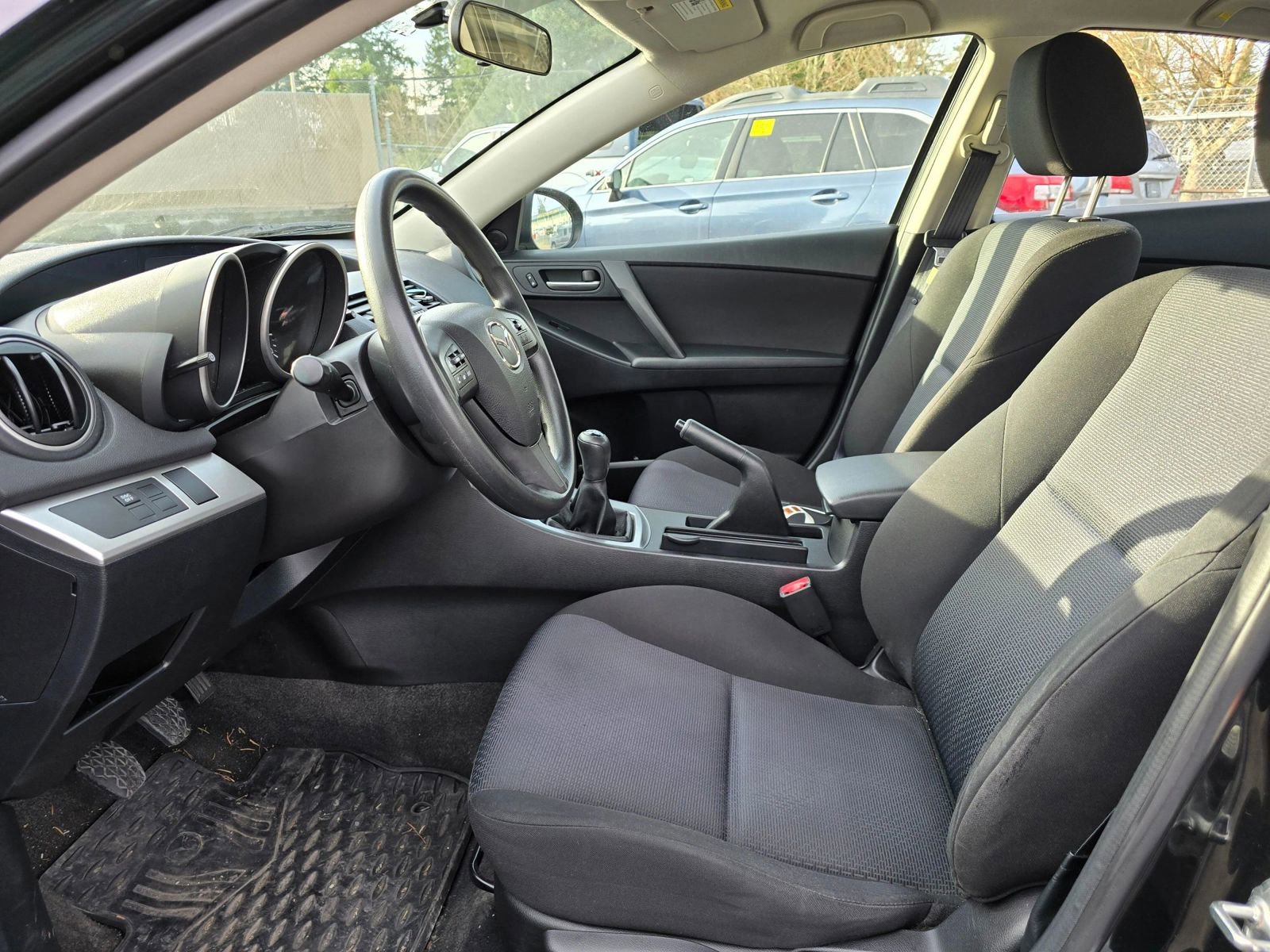 Used 2010 MAZDA MAZDA3 i Touring image 18