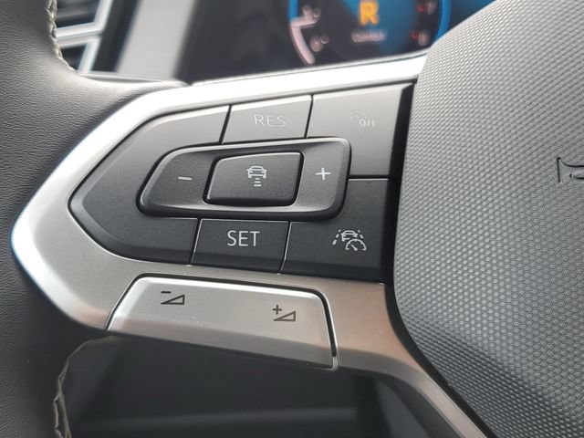 New 2026 Volkswagen Atlas Cross Sport SE FWD image 25