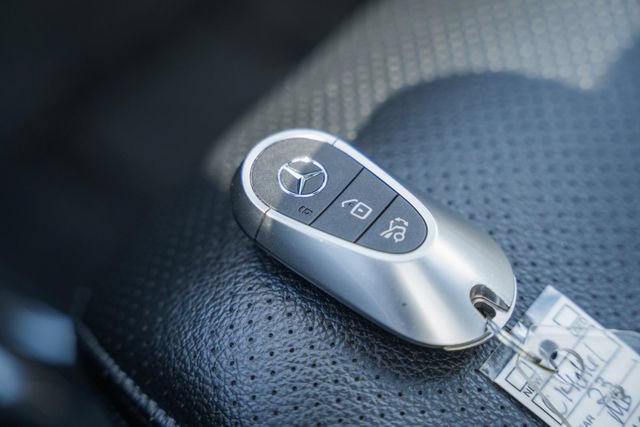 Used 2023 Mercedes-Benz GLC 300 4MATIC image 45