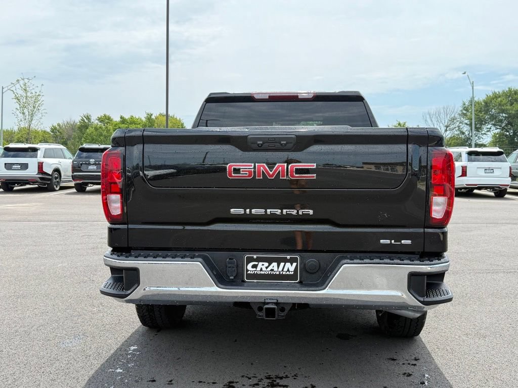 Used 2025 GMC Sierra 1500 SLE AWD/4WD image 6
