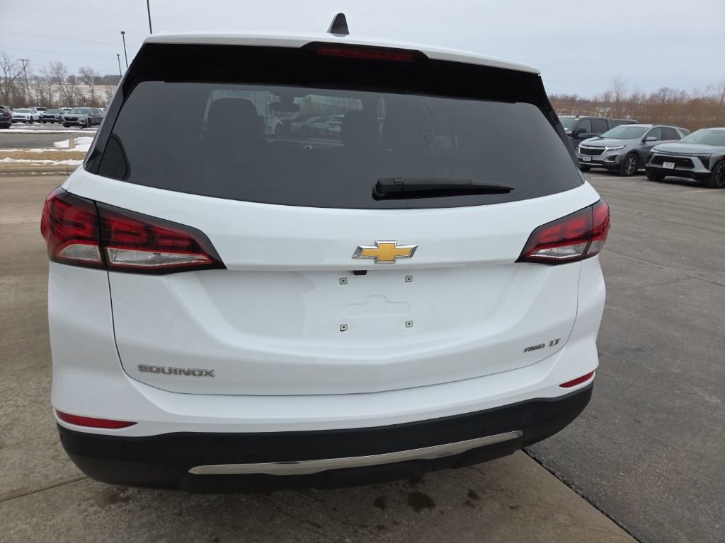 Certified 2024 Chevrolet Equinox LT w/ LPO, Floor Liner Package image 6