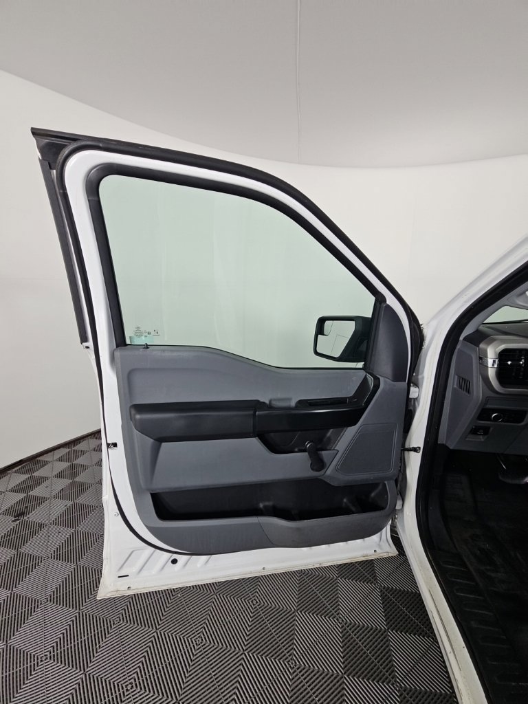 Used 2022 Ford F150 XL RWD image 17