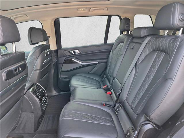 Certified 2023 BMW X7 xDrive40i AWD/4WD image 20