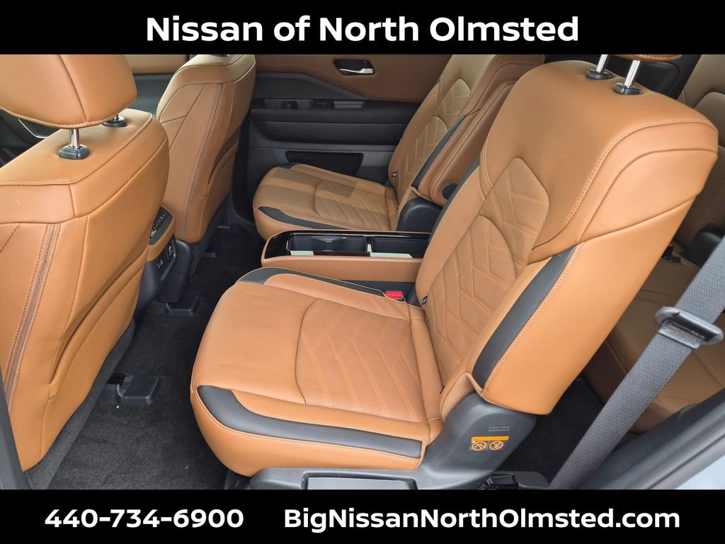 Certified 2025 Nissan Pathfinder Platinum AWD/4WD image 26