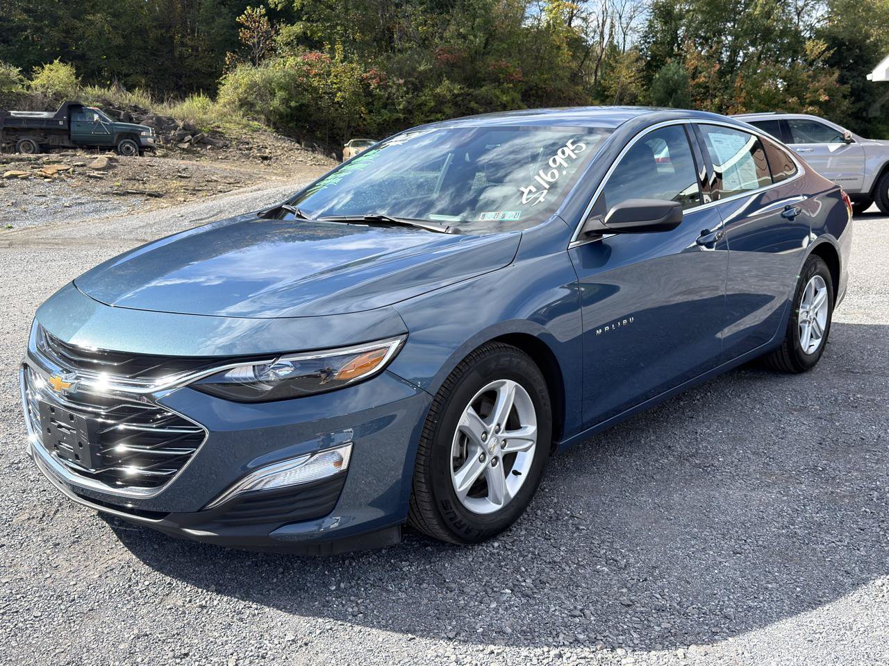 Used 2024 Chevrolet Malibu LS FWD image 3