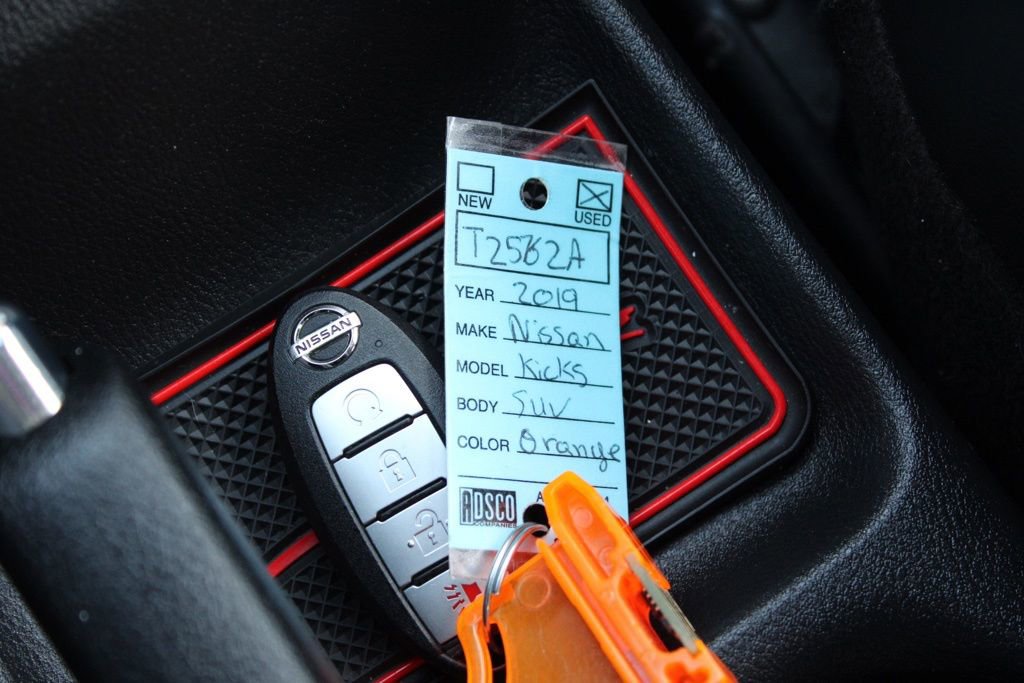 Used 2019 Nissan Kicks SR w/ SR Premium Package image 29