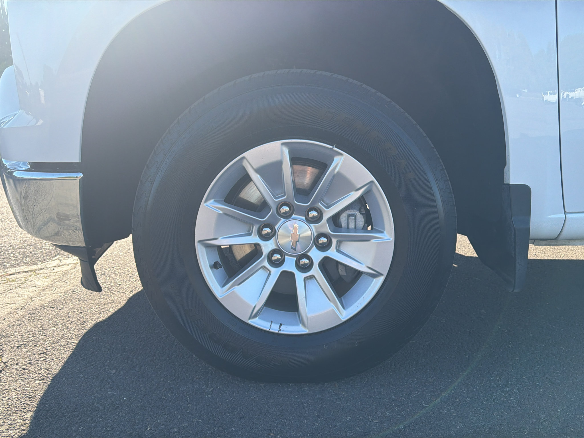 Used 2026 Chevrolet Silverado 1500 LT AWD/4WD image 4