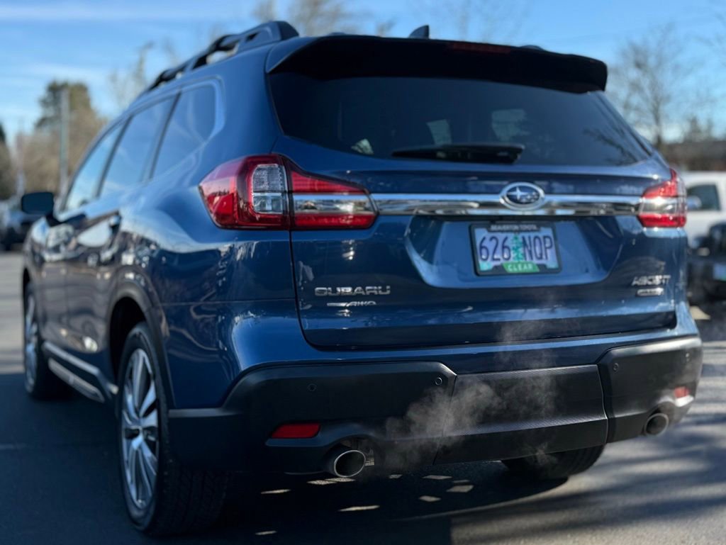 Used 2022 Subaru Ascent Limited w/ Technology Package image 3
