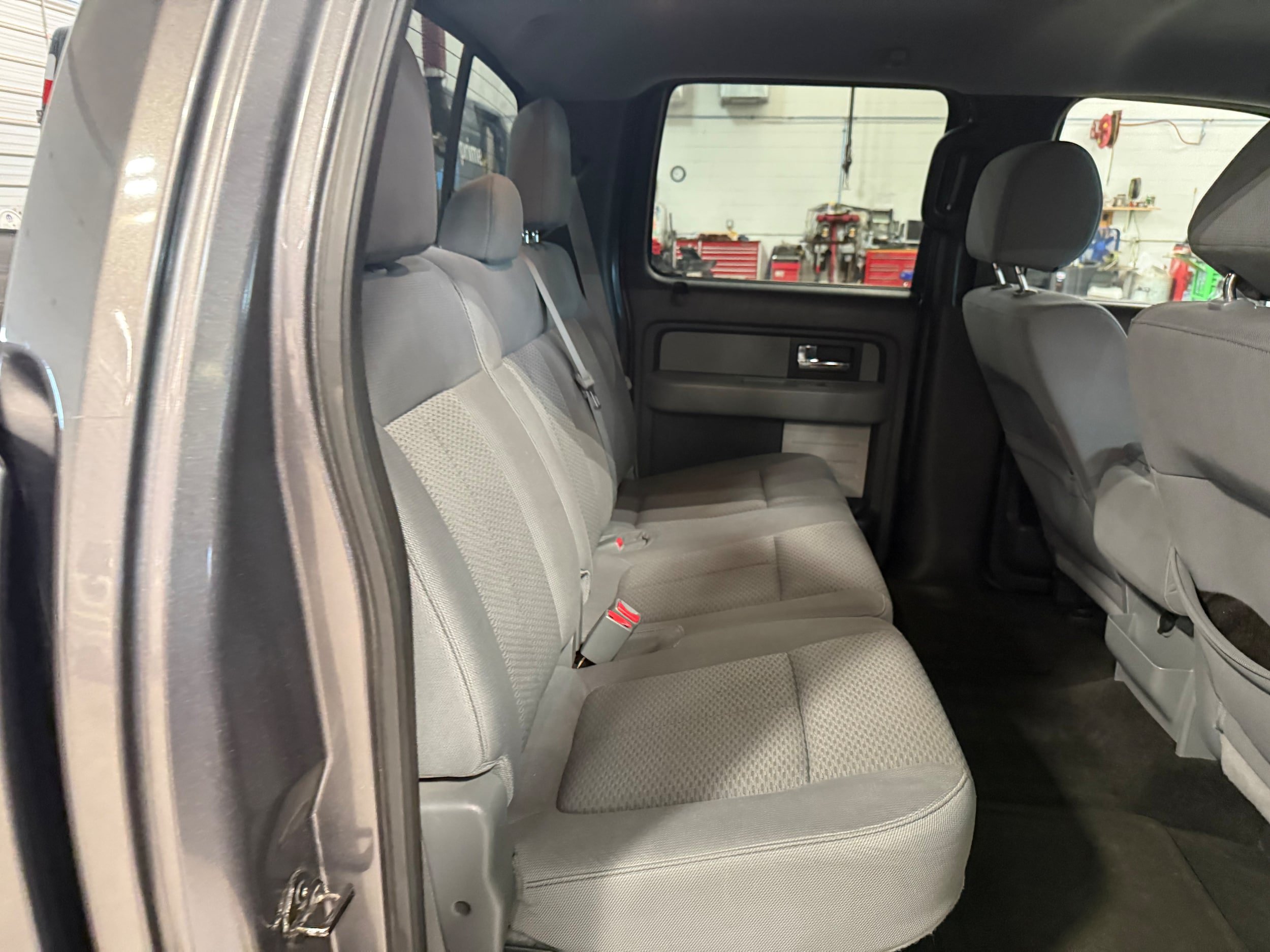 Used 2013 Ford F150 XLT w/ Luxury Equipment Group AWD/4WD image 15