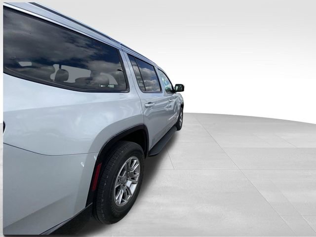 Used 2023 Jeep Wagoneer 4WD image 11