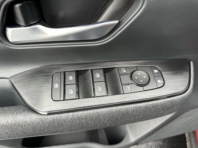 New 2026 Nissan Kicks SV AWD/4WD image 13