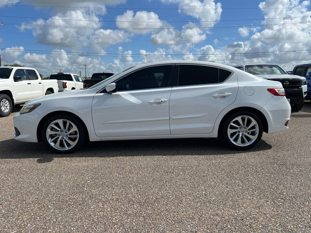 Used 2017 Acura ILX FWD image 4